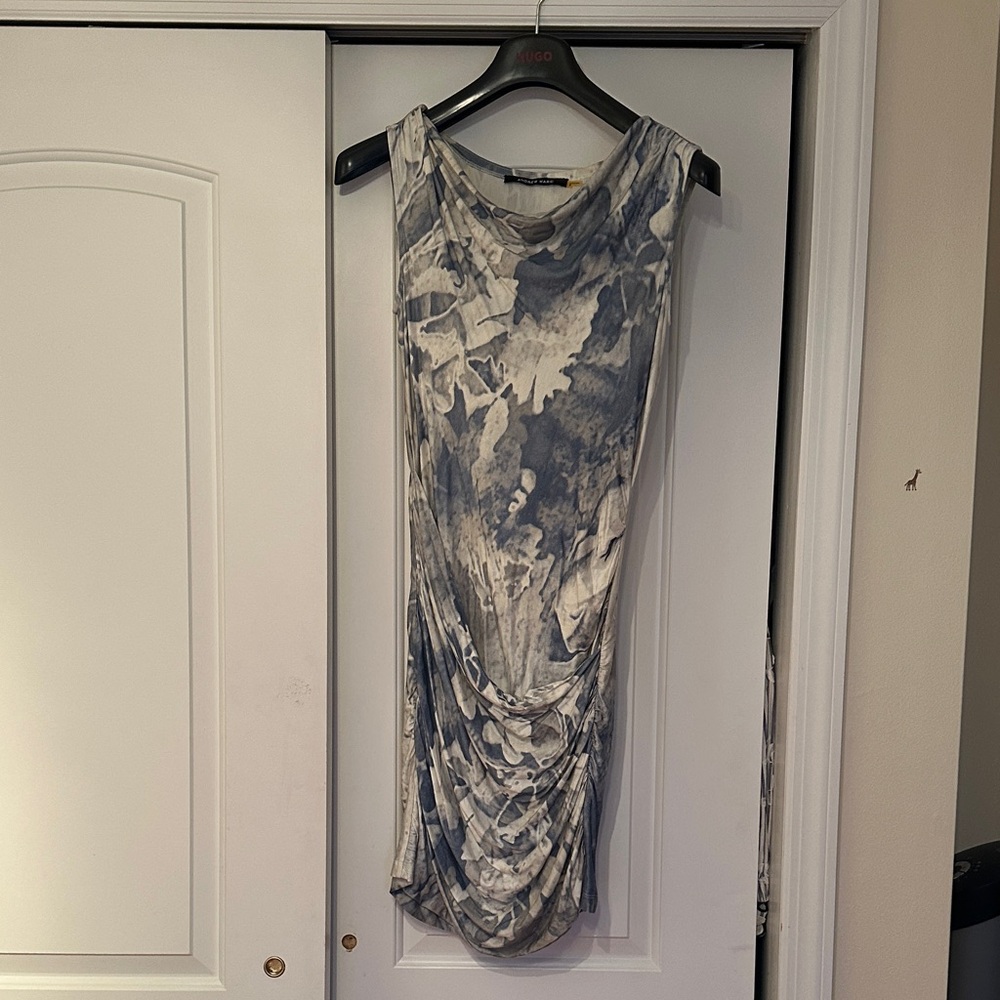 Gray Blue and White Sleeveless Dress
